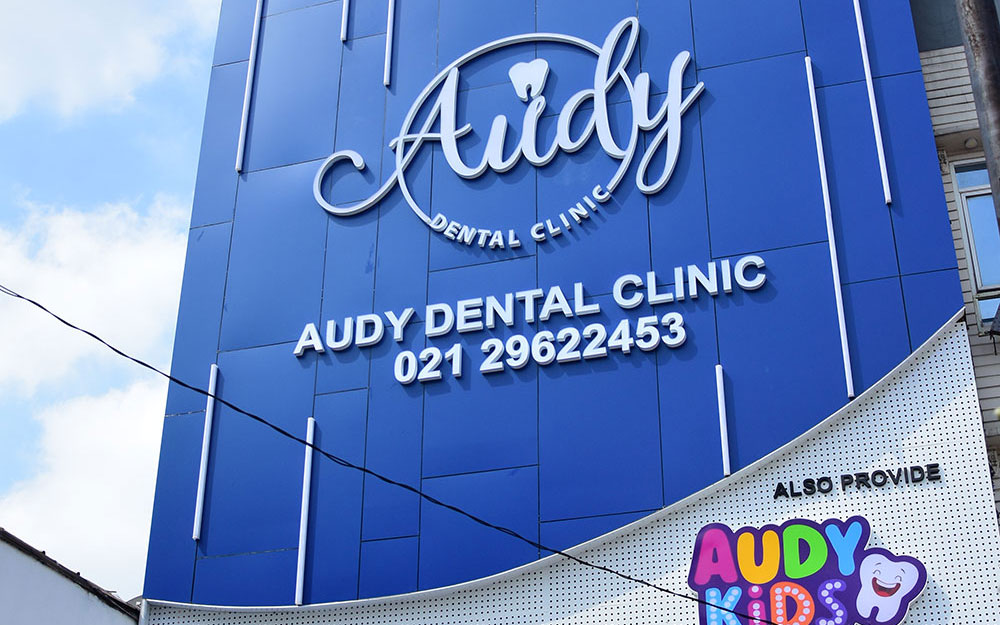 Audy Dental Surabaya